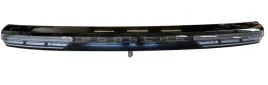 lampa-tylna-blenda-cayenne-e-9y4945081ad-rysy-nowa