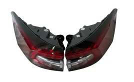 lampy-tylne-skoda-superb-3p0945207-208-rysy-nowe