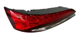 lampa-tylna-lewa-audi-q7-4m0945075b-rysy-pekniecie-nowa