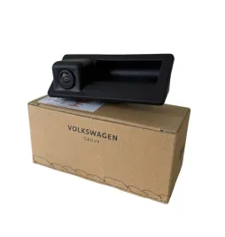 klamka-klapy-z-kamera-multivan-t7-7t0827566k