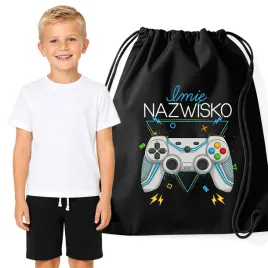komplet-koszulka-spodenki-stroj-na-wf-116-dla-chlopca-imie-gamer-pad-worek