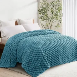 whale-flotilla-koc-polarny-z-wzorem-jacquard-3d-narzuta-na-sofe-miekka-i-ciepla-na-wszystkie-pory-roku-230-x-270-cm-granatowy