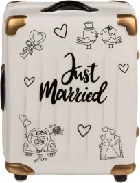 skarbonka-mloda-para-prezent-pieniezny-pomysl-na-prezent-slubny-walizka-na-kolkach-just-married-ceramika