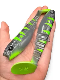 limitowany-guma-savage-gear-cannibal-15cm-scary-dot-edycja-drapieznik