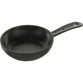 patelnia-zeliwna-16-cm-czarna-staub