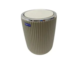 kosz-lazienkowy-z-uchylna-pokrywa-wenko-agropoli-s-2l-bezowy