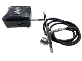 zestaw-aerografu-z-kompresorem-oasser-ak2-2-36-psi-czarny