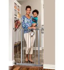 bramka-zabezpieczajaca-regalo-deluxe-easy-step-73-99cm-dla-dzieci