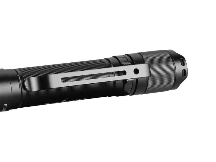 latarka-led-fenix-e20-v2-0-marka-fenix