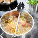 lyzka-do-makaronu-spaghetti-basic-line-31cm-roesle
