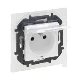 gniazdo-pojedyncze-z-uziemieniem-hermetyczne-ip44-16a-250v-modul-bialy-mat