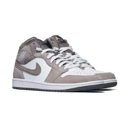 sneakersy-nike-air-jordan-1-mid-42-unisex-dq8426-003