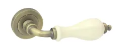 komplet-klamek-viola-r-m3-mat-do-drzwi-wewnetrznych