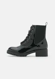 anna-field-comfort-wysokie-lakierowane-botki-sznurowane-41-41000