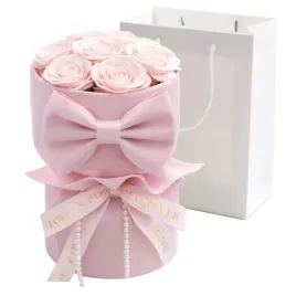 flower-box-bukiet-zapachowych-kwiatow-mydlanych-w-pudelku-8szt-led-dla-niej