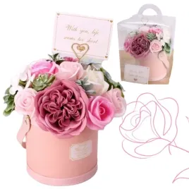 flower-box-bukiet-zapachowych-kwiatow-mydlanych-walentynki-dzien-kobiet