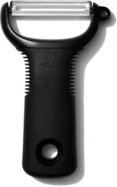 oxo-good-grips-obieraczka-y-czarna-ze-stali-nierdzewnej-do-owocow-i-warzyw