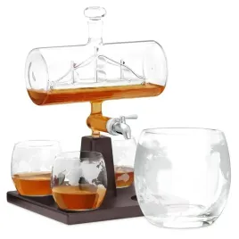 zestaw-do-whisky-karafka-z-kranikiem-statek-4-szklanki-prezent-dla
