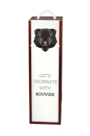 bouvier-des-flandres-geometryczne-pudelko-ze-zdjeciem-i-napisem-na-wino-m