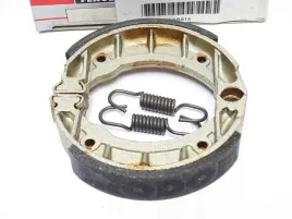 szczeki-hamulcowe-ferodo-ferodo-fsb915-piaggio-zip-free-vespa