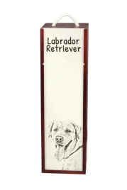 labrador-retriever-i-pudelko-na-wino-z-psem-pudelko-na-alkohol-z-grafika