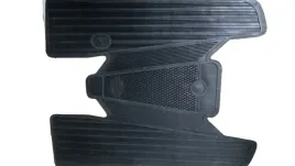 podloga-dywanik-guma-mata-pod-nogi-piaggio-vespa-super-do-skutera