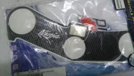 naklejka-na-polke-kierownicy-carbon-kawasaki-ninja-600