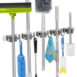 wieszak-uchwyt-na-narzedzia-ogrodowe-miotly-mop-grabie-szczotki