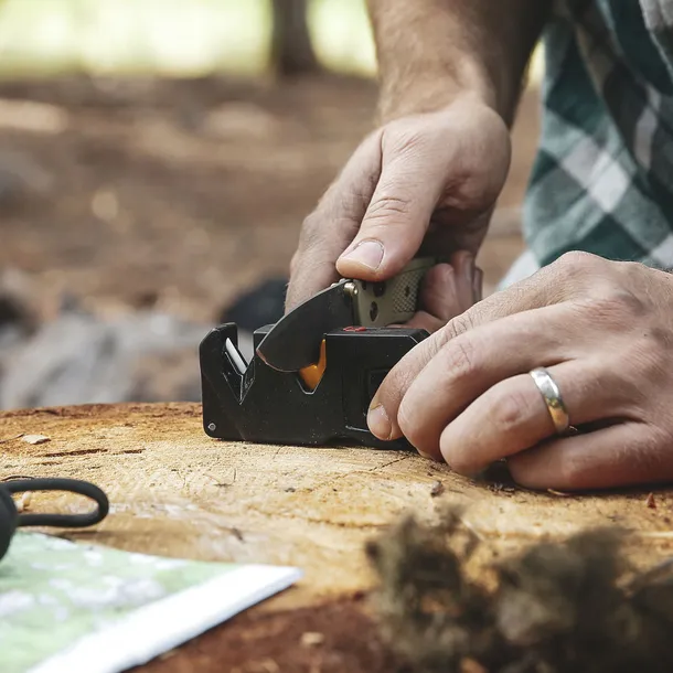 ostrzalka-do-nozy-work-sharp-pivot-plus-knife-sharpener-rodzaj-sciernicy-brak-informacji