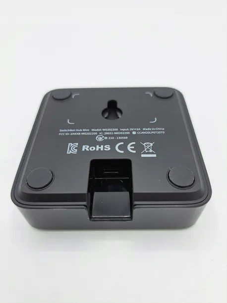 switchbot-hub-mini-smart-remote-pilot-wifi-outlet-marka-switchbot