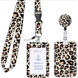 chowany-uchwyt-na-identyfikator-plastikowy-panterka-lanyard-karabinek