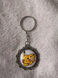 brelok-breloczek-pikachu-pokemony