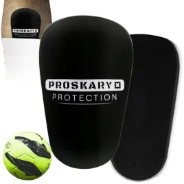 ochraniacze-pilkarskie-mini-male-przylegajace-lekkie-proskary