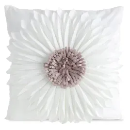 poszewka-na-poduszke-45x45-kremowa-kwiat-3d-pudrowy-srodek-flores