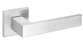 klamka-drzwiowa-spark-fit-kwadrat-chrom-szczotkowany