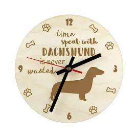 jamnik-krotkowlosy-zegar-z-psem-drewniany-zegar-z-grawerem-personalizow