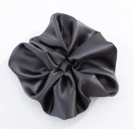 scrunchie-satynowa-mega-duza-xxxl-satyna-srednica-16-18-cm-czarny