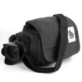 mala-torba-fotograficzna-pokrowiec-etui-na-aparat-kamere-na-ramie