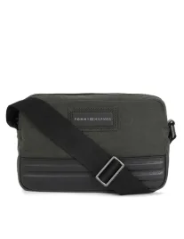 saszetka-torebka-tommy-hilfiger-zielona-logo-am0am12474-na-ramie