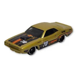 hot-wheels-70-dodge-hemi-challenger-luzak