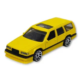 hot-wheels-volvo-850-estate-luzak
