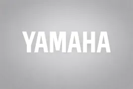 biala-naklejka-yamaha-na-motocykl-20x5cm