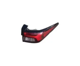 lampa-tyl-do-mitsubishi-outlander-2021-8330b182-prawa-eda-parts