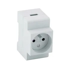 schelinger-gniazdo-elektryczne-na-szyne-biale-din-16a
