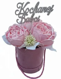 flower-box-kwiaty-mydlane-piwonia-bukiet-na-prezent-dzien-babci-walentynki