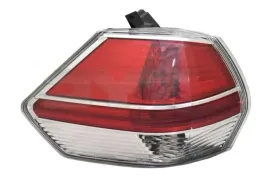 nissan-x-trail-14-lampa-tylna-lewa