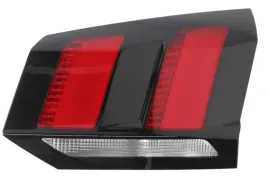 peugeot-5008-lampa-tylna-wewnetrzna-led-prawa