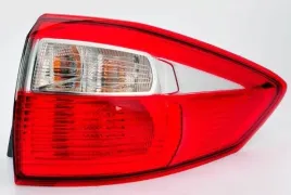 ford-c-max-10-14-lampa-tylna-prawa