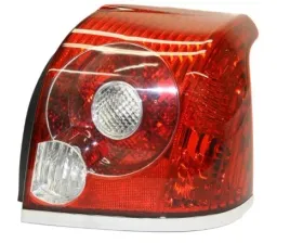 toyota-avenis-t25-06-08-lampa-tylna-prawa