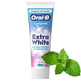 oral-b-pasta-do-zebow-wybielajaca-chlodzaca-mieta-complete-extra-biel